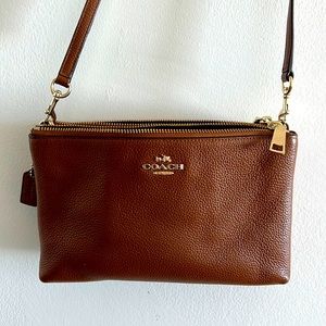 Coach Crossbody Bag Caramel Brown Gold Hardware Triple Compartment